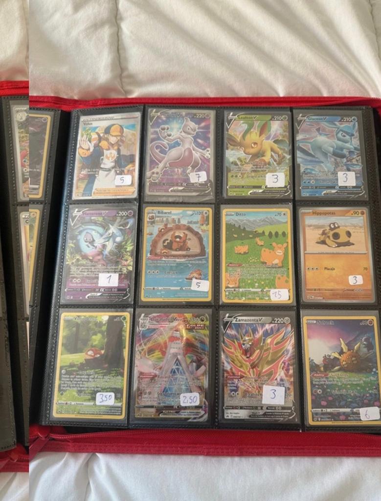 Grote verzameling Pokémon kaarten in map, Ophalen, Gebruikt, Meerdere kaarten