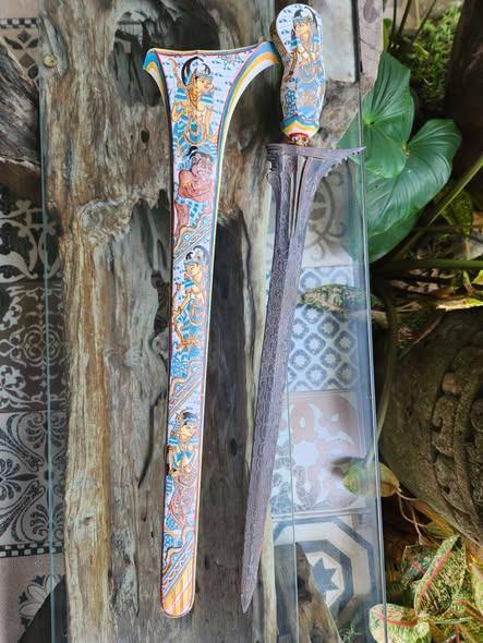 Keris Bali Lurus Pamor Rante Kojongan Kamasan Sungging KTC29, Verzenden