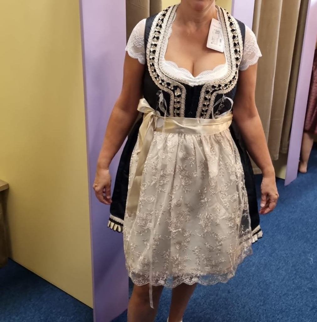 Dirndl, Haus Huberts, Maat 42/44 (L), Ophalen of Verzenden, Kleding