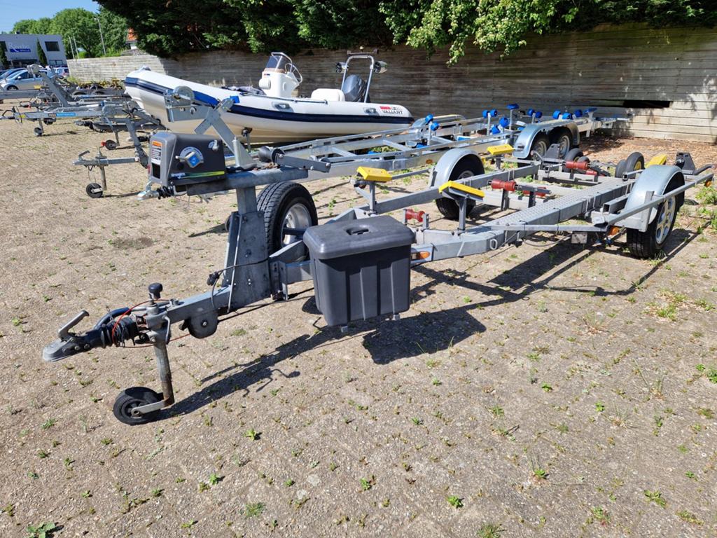 Pega ZB 1350 " Exclusive " geremde kanteltrailer!!!