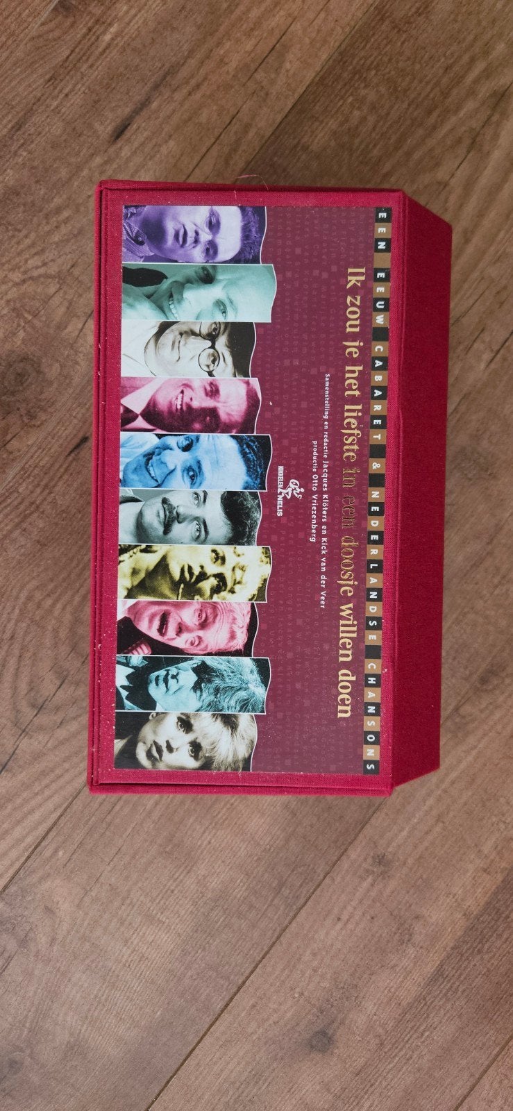 Een Eeuw Cabaret & Nederlandse Chansons - Boxset, Ophalen of Verzenden, Zo goed als nieuw, Boxset, Inclusief boekje