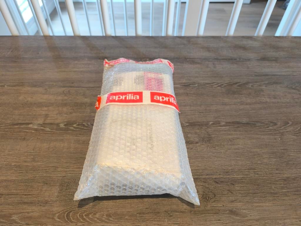 Nette Aprilia SR50 Spiegels / Spiegelset, Ophalen of Verzenden, Aprilia