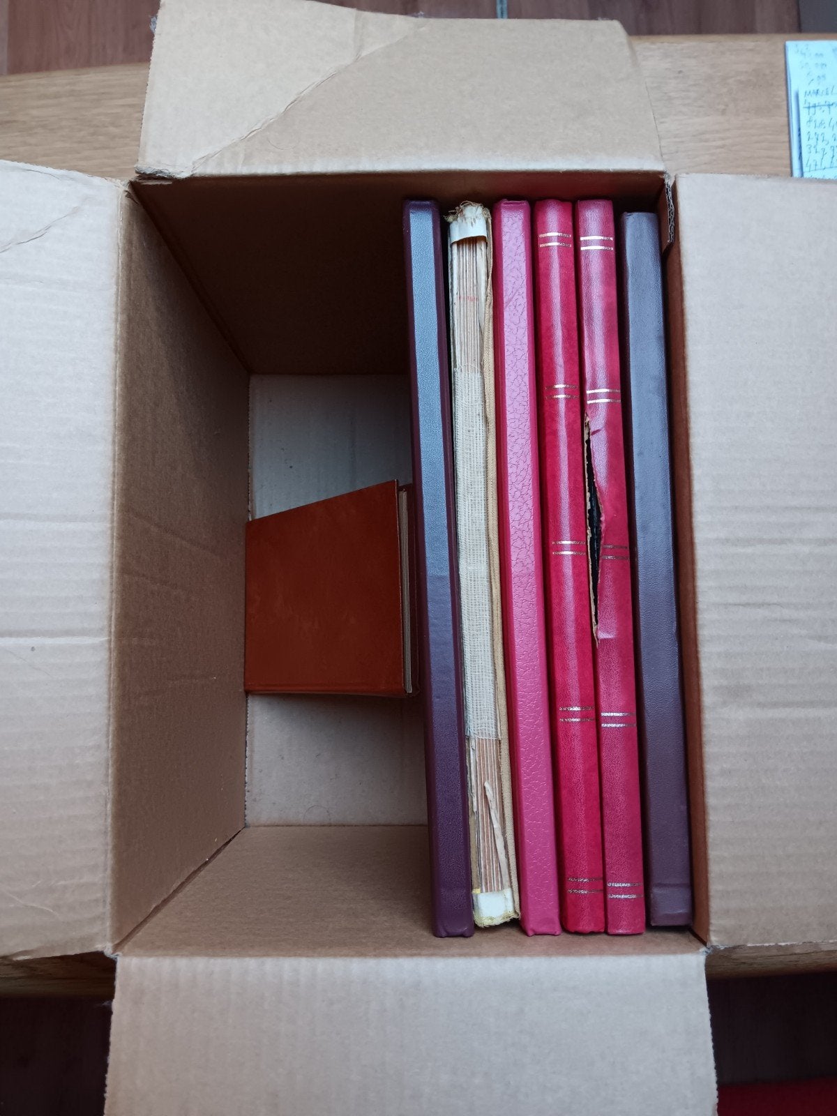 doosje lege stockboeken, Postzegels en Munten, Ophalen of Verzenden, Verzamelalbum