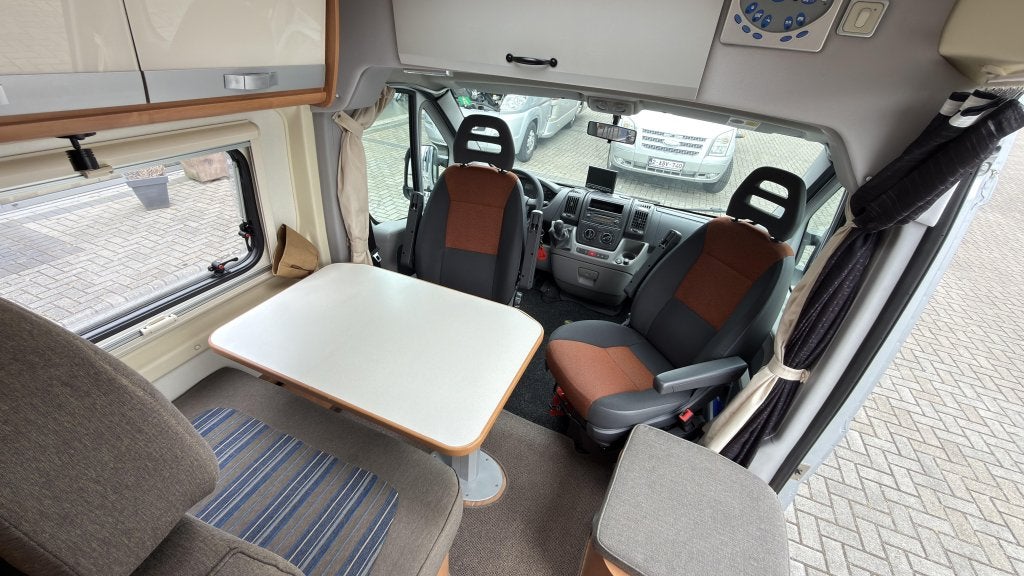 Nette en Leuke 6m buscamper De Karmann Davis 595 '2009 71dkm, Chemisch toilet, Buscamper of Camperbus, Fiat, Tot en met 2