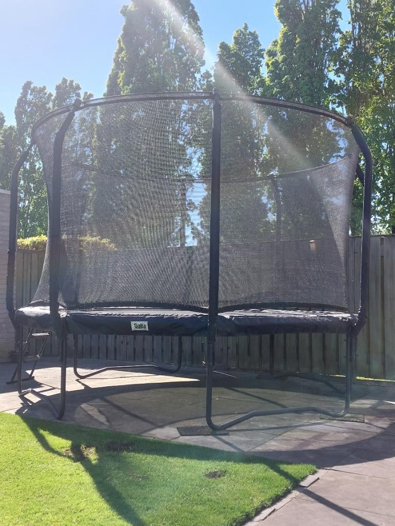 Trampoline, Ophalen, Gebruikt