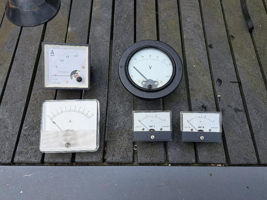 Analoge volt- en ampère meters, Ophalen of Verzenden, Gebruikt