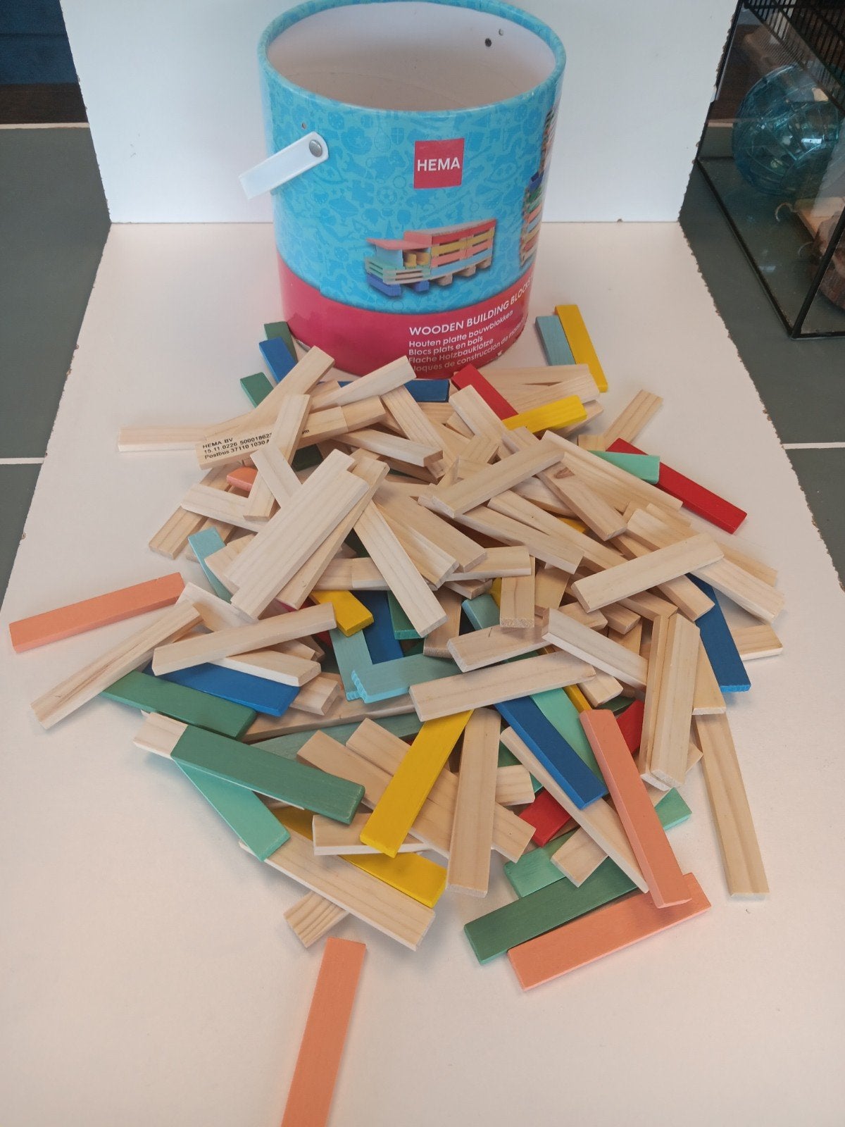 Bouwstenen van hout, van Hema
Niet meer helemaal compleet, 1, Ophalen of Verzenden