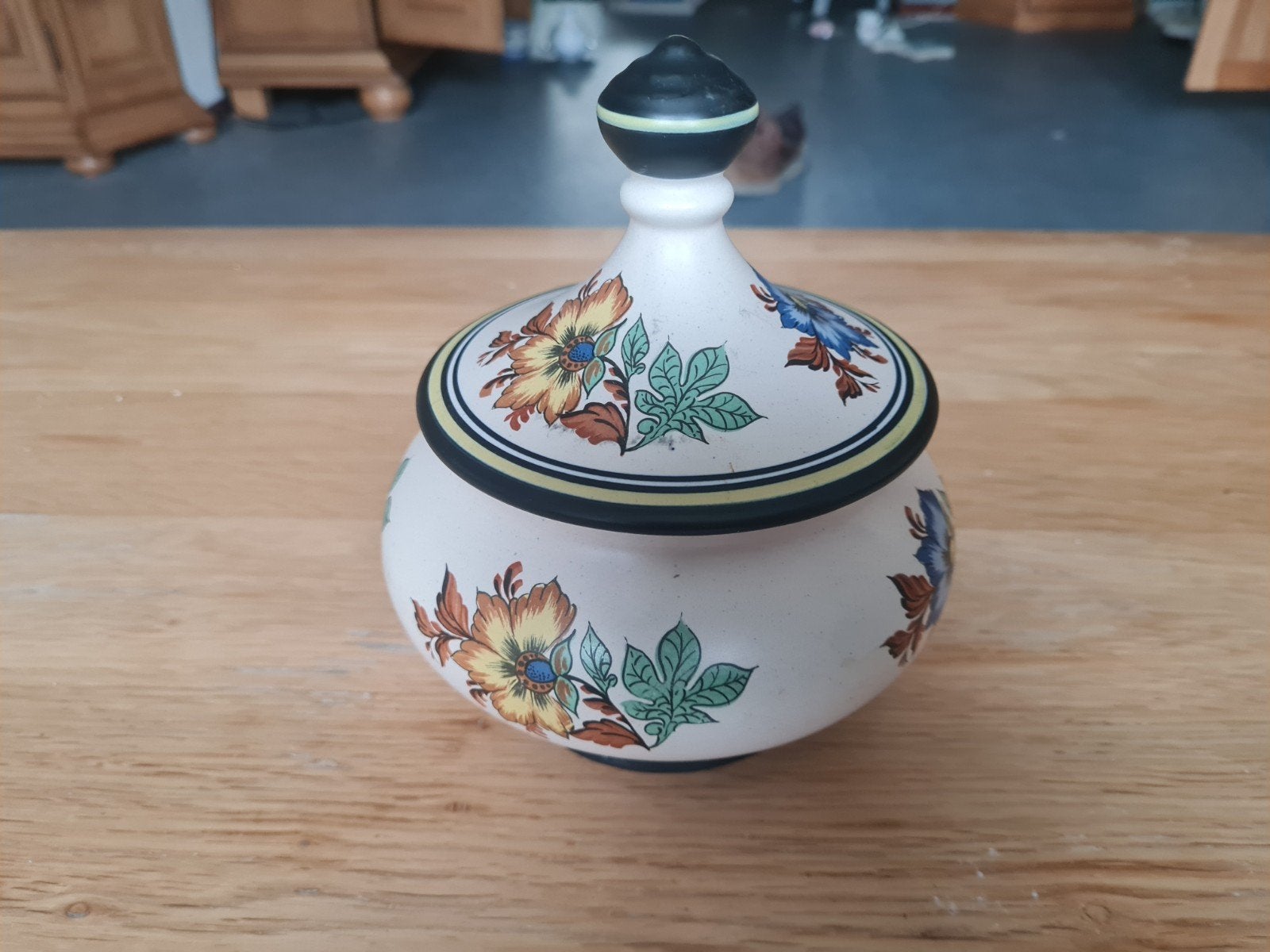 Vintage Modica Gouda Plateel Potje met Bloemen, Ophalen of Verzenden