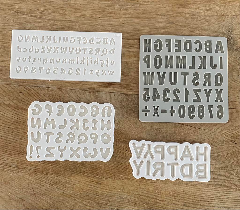4x siliconenvorm cijfers/letters voor fondant, Ophalen of Verzenden, Zo goed als nieuw, Taarten of Cupcakes, Versiering