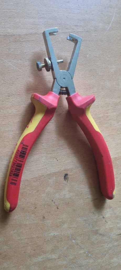 Knipex striptang 1000 Volt,voldoet aan de IEC 60900 norm., Ophalen of Verzenden, Nieuw, Tang, Knipex