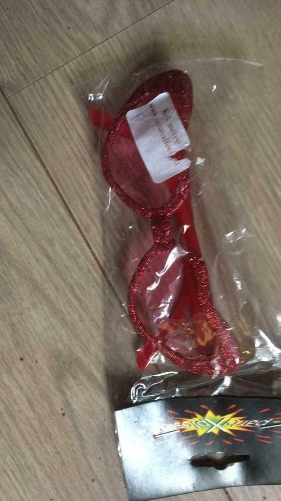 Bril hart rood met rood glas, Ophalen of Verzenden, Meisje
