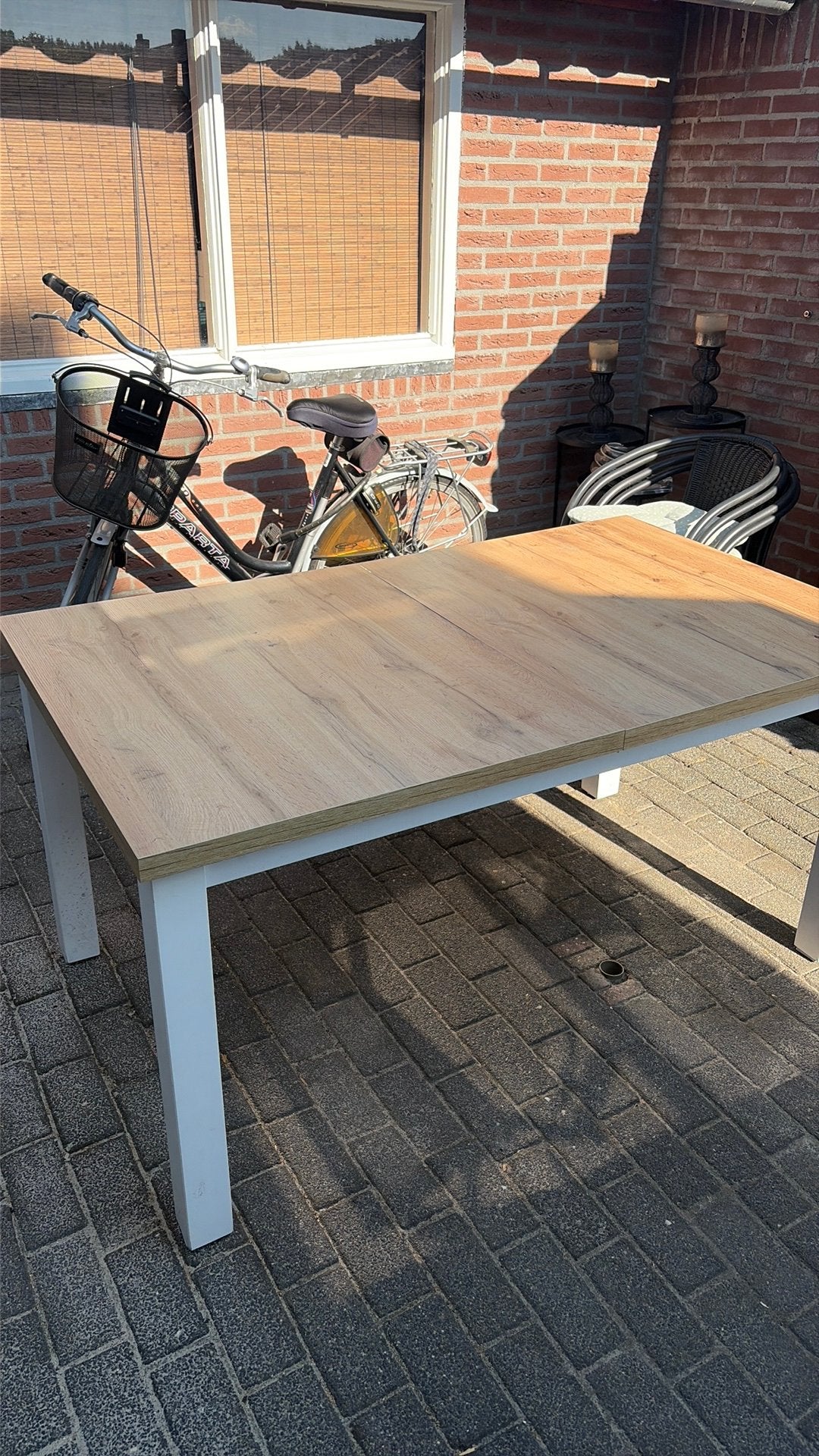 GRATIS Wit met bruin blad eettafel, Ophalen, Gebruikt, Rechthoekig, Aluminium