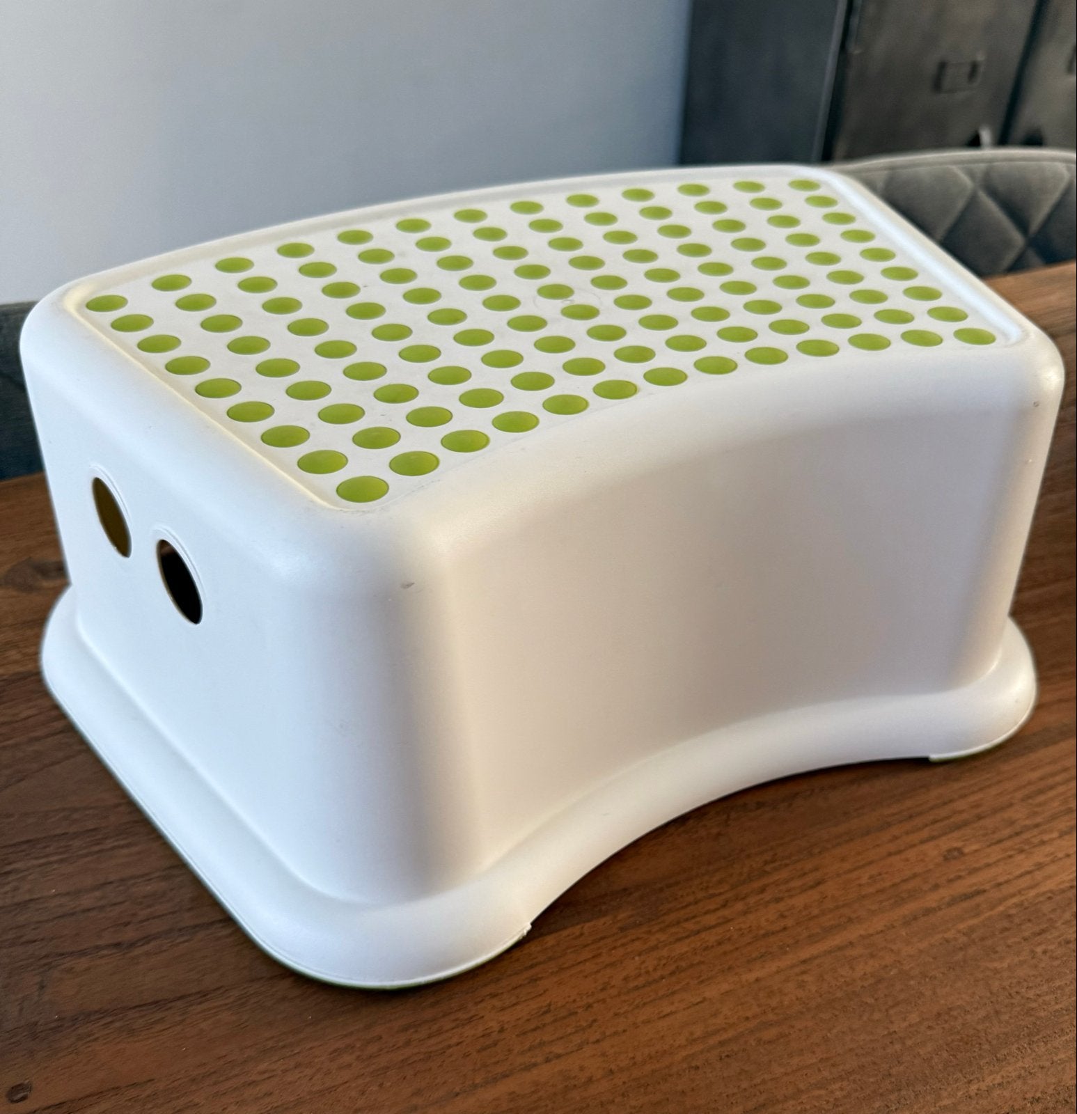 Wit opstapje Ikea, Ophalen, Gebruikt