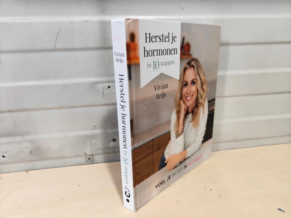 Nr. 540 Vivian Reijs. Herstel je hormonen in 10 stappen., Ophalen of Verzenden, Gelezen, Vivian Reijs