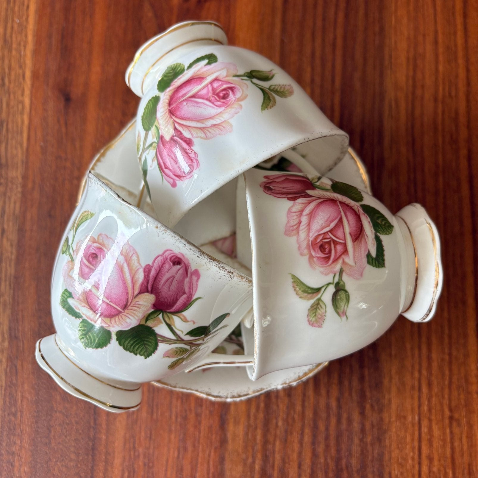 Royal Albert Anniversary Rose, Antiek en Kunst, Antiek | Servies los, Ophalen of Verzenden