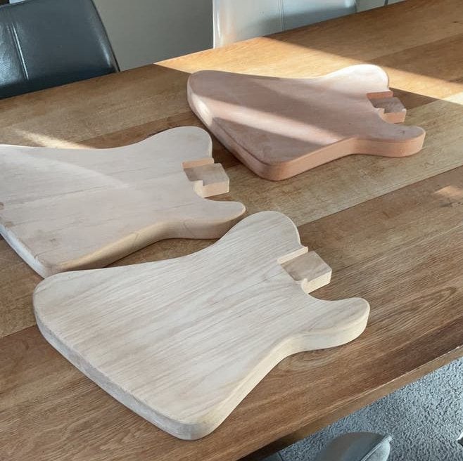3 gitaarbodies: Firebird/Telecaster hybride (Elzen, Es, Maho, Muziek en Instrumenten, Instrumenten | Onderdelen, Ophalen, Elektrische gitaar