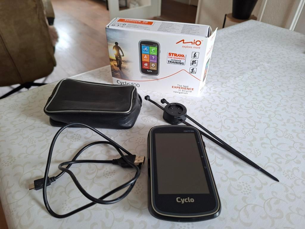 Mio Cyclo 400 Fietsnavigatie met GPS en Strava, Fietsen en Brommers, Fietsaccessoires | Fietscomputers, Ophalen of Verzenden