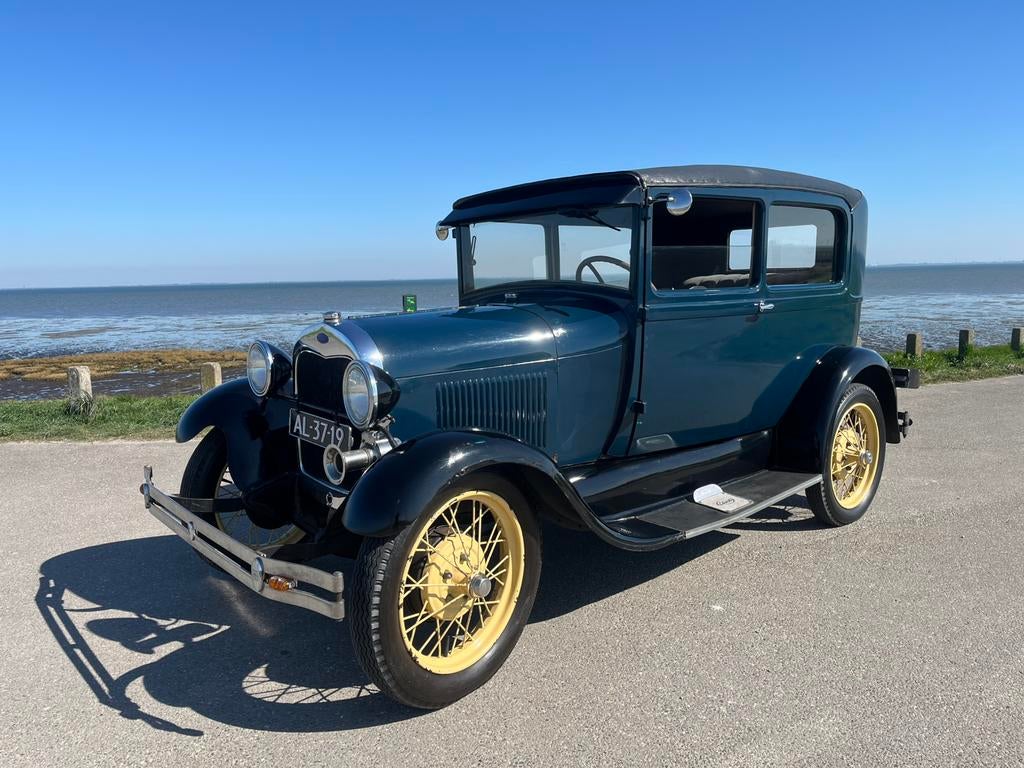 Te koop A Ford tudor 1928 (verkocht), 15 km/l, Overige modellen, 4 cilinders, Blauw