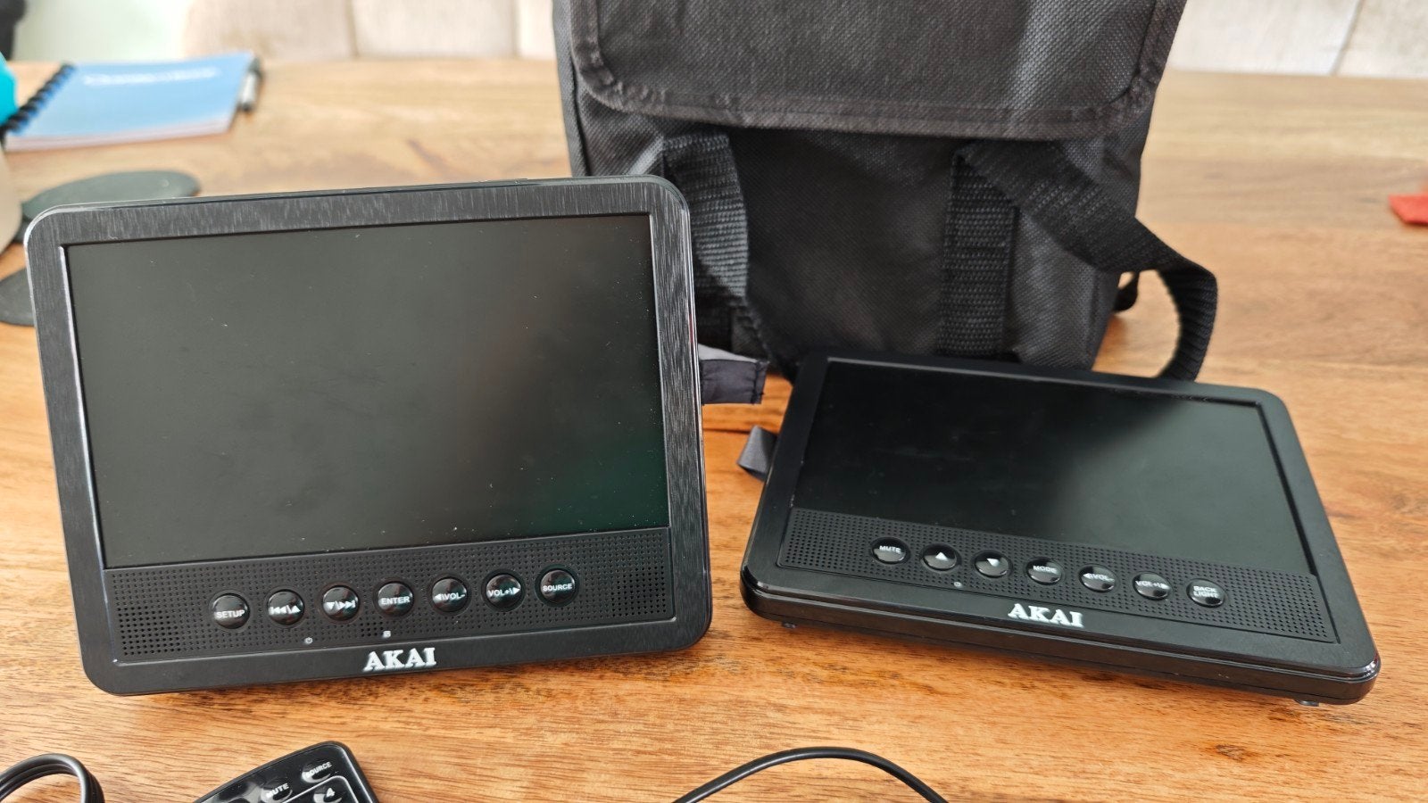Akai APD710T DVD speler set voor de auto en camping, Gebruikt, Draagbaar, Ophalen of Verzenden, Overige merken