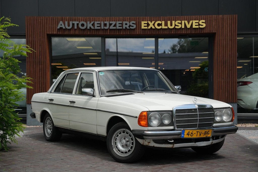 Mercedes-Benz 200-280 (W123) 200 Oldtimer 1982 Benzine LPG, Auto's, 94 pk, Gebruikt, 1340 kg, 4 cilinders
