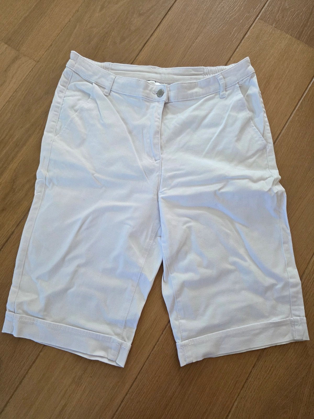 Witte korte broek, 97% katoen, Atelier, maat 42, Atelier, Kort, Wit, Maat 42/44 (L)