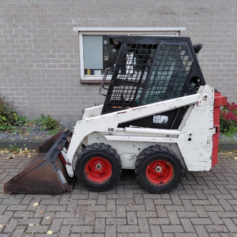 BOBCAT 453 Schranklader, Doosan Bob, Communications.emea@doosan.com, U Kodetky 1810
26301  Dobris, Wiellader of Shovel