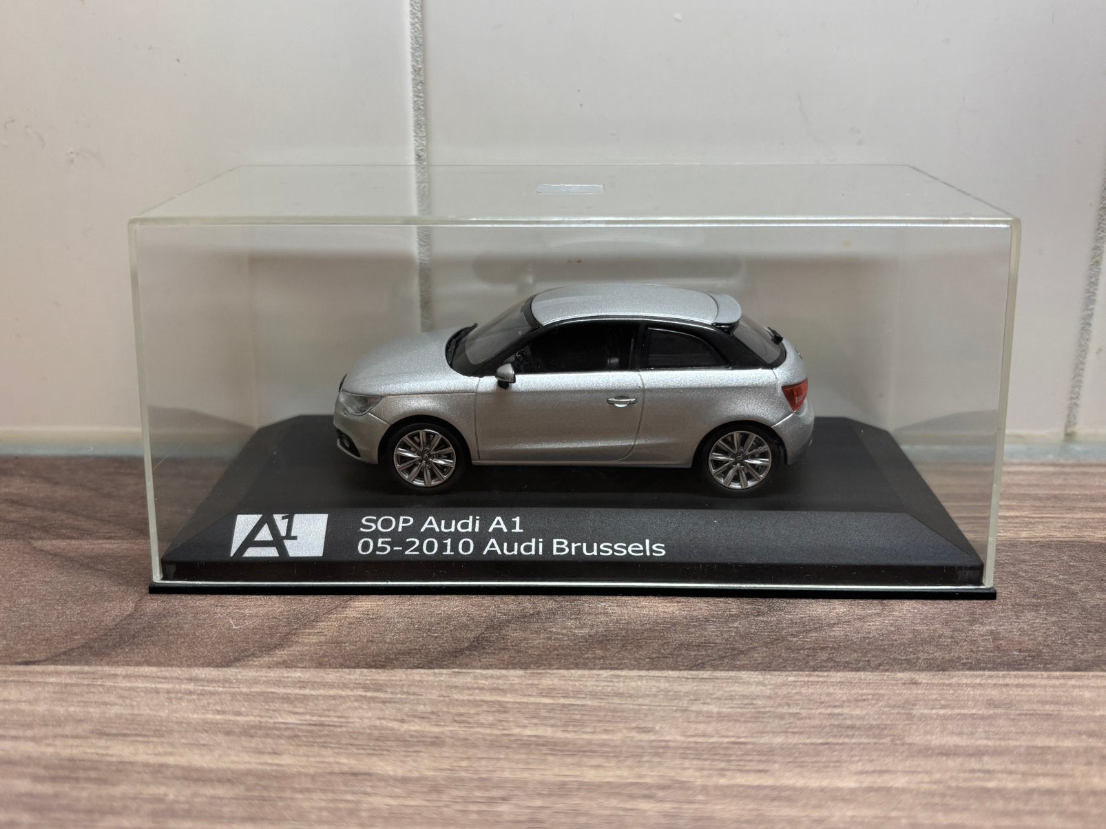 Audi A1 2010 Zilver Metallic Kyosho 1:43, Ophalen of Verzenden, Zo goed als nieuw, Auto, Kyosho