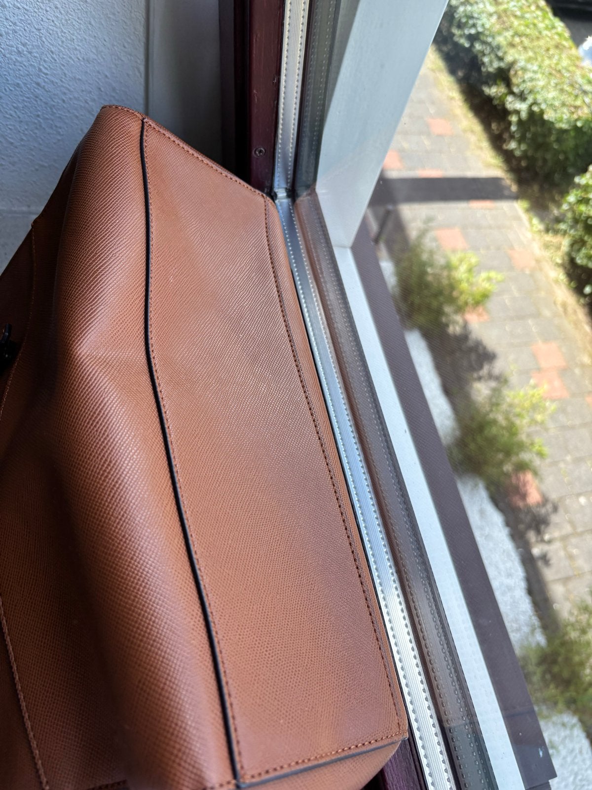 Guess Handtas Bruin - Zo goed als nieuw, Ophalen of Verzenden, Zo goed als nieuw, Bruin, Handtas