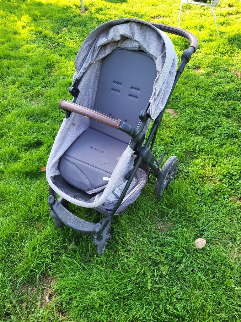 Kinderwagen & maxi cosi van Kinderkraft – grijs, Gebruikt, Met autostoeltje, Ophalen, Kinderwagen