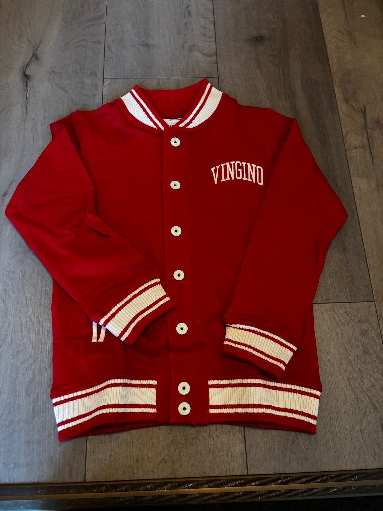 Rood Vingino vest/baseball jasje maat 122/128 (advr 69), Trui of Vest, Ophalen of Verzenden, Zo goed als nieuw, Vingino