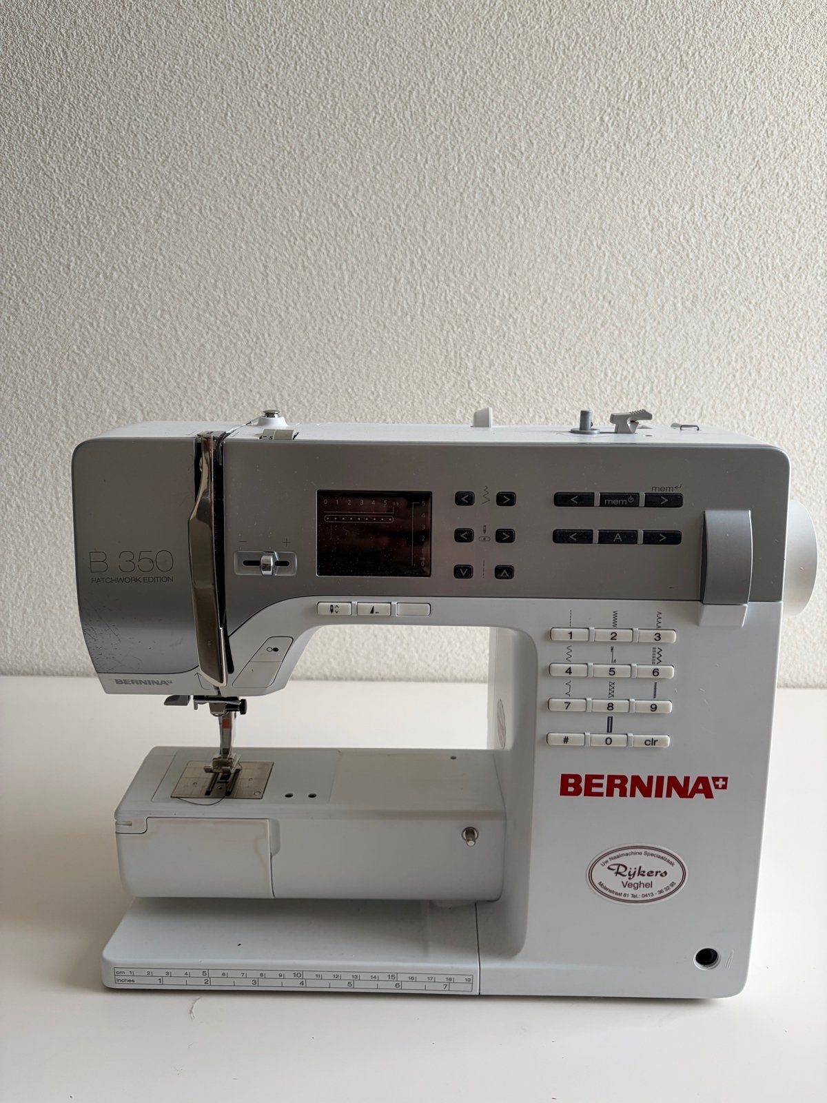 Bernina B350 Patchwork Edition + tafel, hoes & accessoires, Ophalen of Verzenden, Gebruikt, Naaimachine, Bernina
