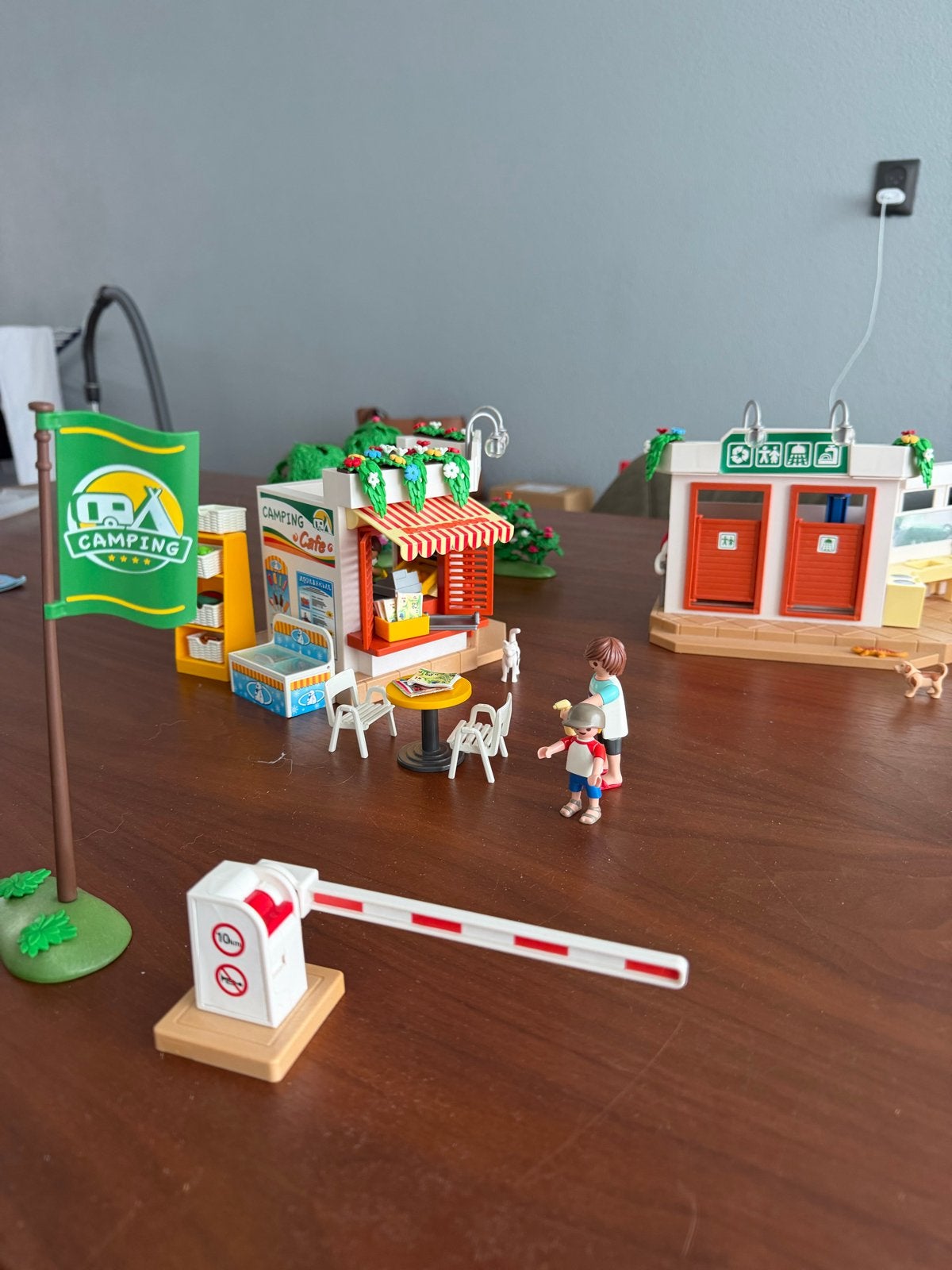 Playmobil Camping Set met Café, Sanitair en Tent, Ophalen of Verzenden, Zo goed als nieuw, Jongen of Meisje