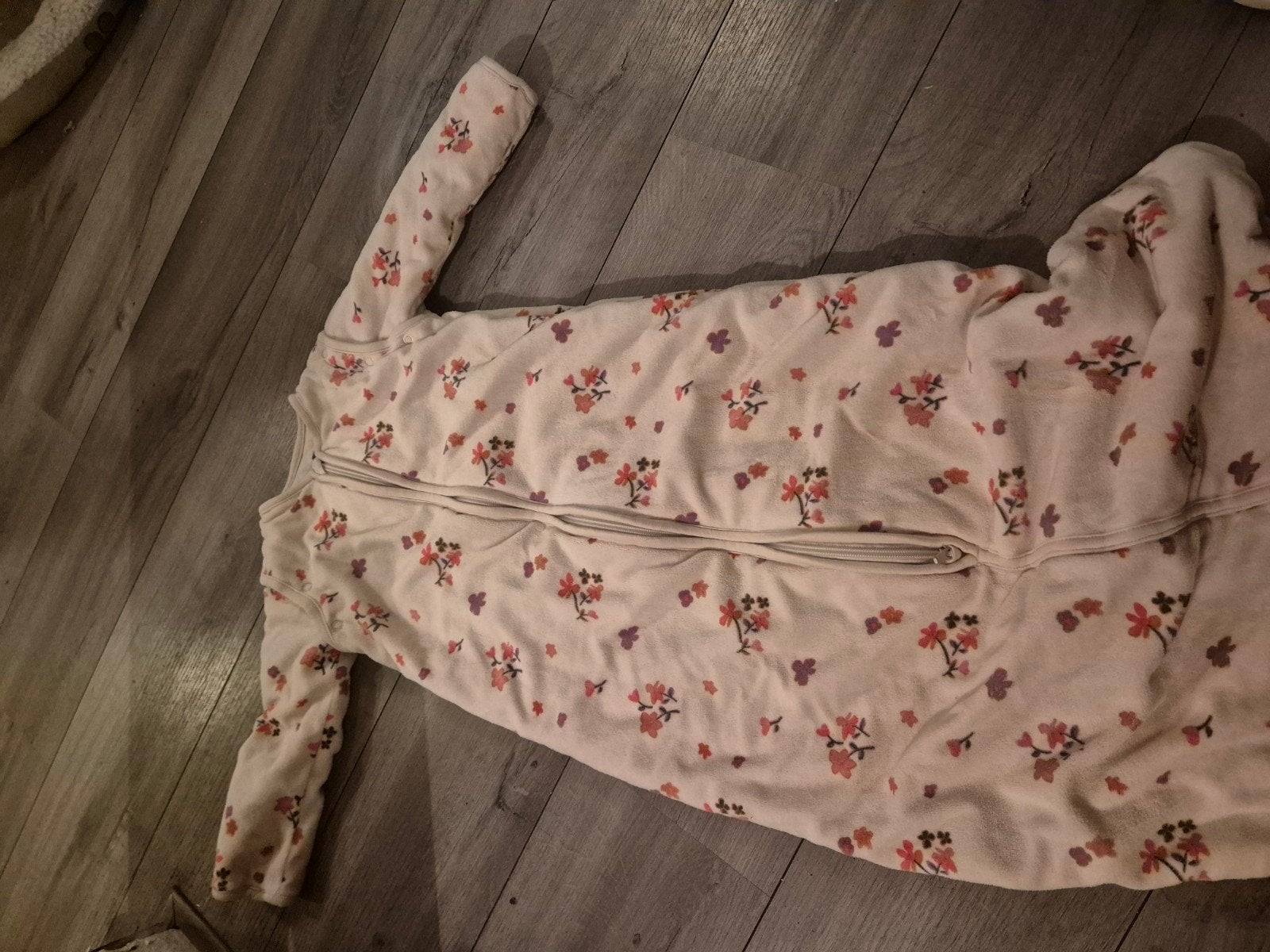 Hema Slaapzak met bloemenprint - Maat 86/104, Gebruikt, Ophalen of Verzenden, Hema, Meerkleurig