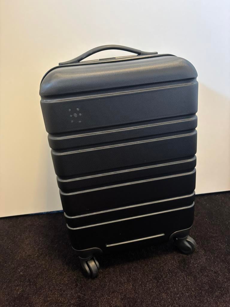 Trolley 50x32x22 cm, Ophalen, Zo goed als nieuw, Wieltjes