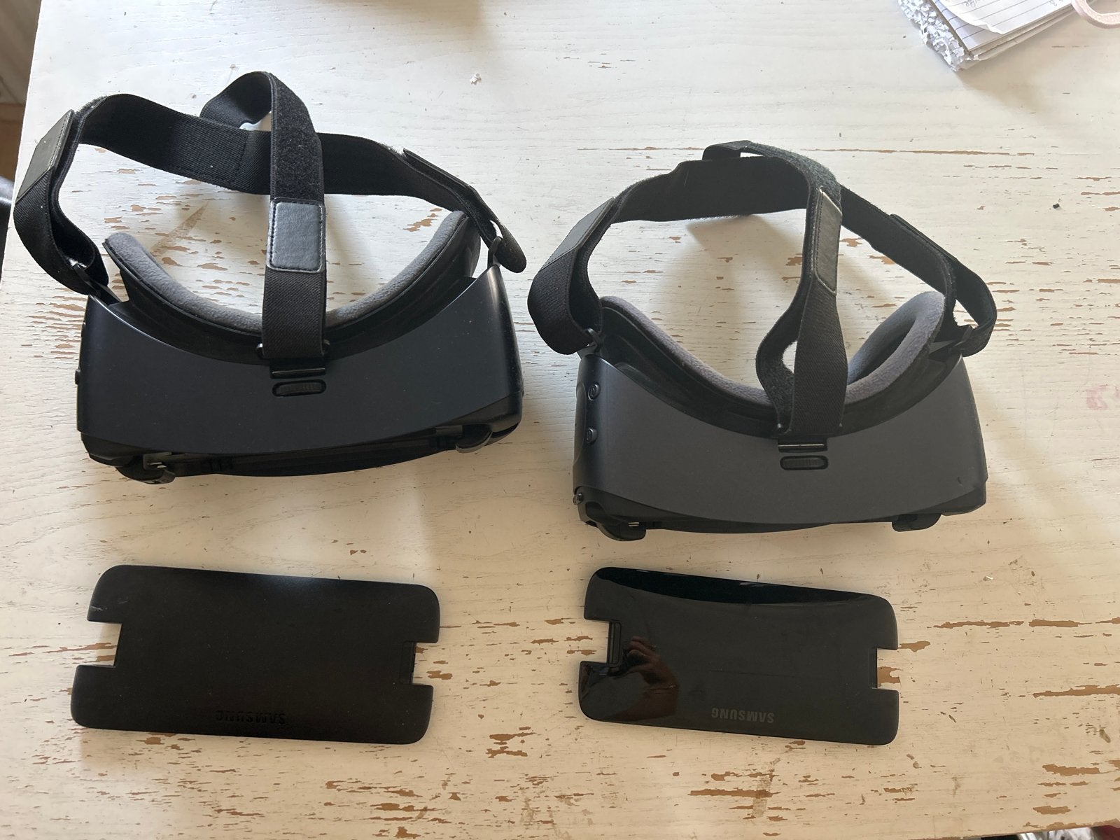 2x Samsung Gear VR (Oculus) VR-bril – zonder controllers, Spelcomputers en Games, Virtual Reality, Ophalen of Verzenden, Gebruikt