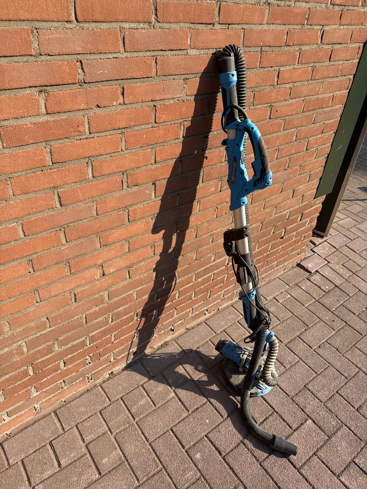 Wandschuurmachine - Ideaal voor grote oppervlakken, Ophalen, Gebruikt, Minder dan 600 watt, Overige typen
