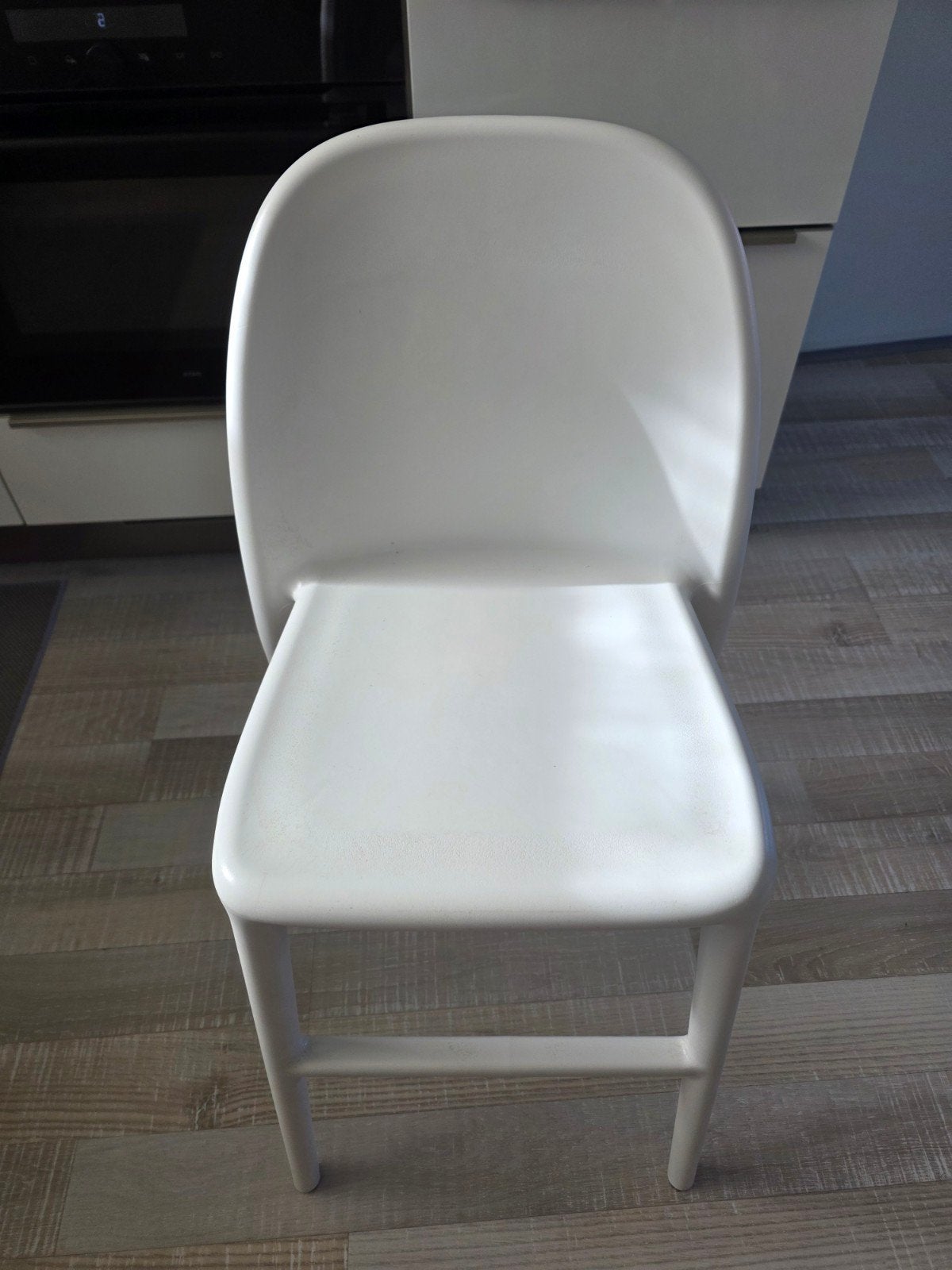 IKEA URBAN kinderstoel wit, Kinderen en Baby's, Kinderstoelen, Ophalen of Verzenden, Gebruikt, Overige typen