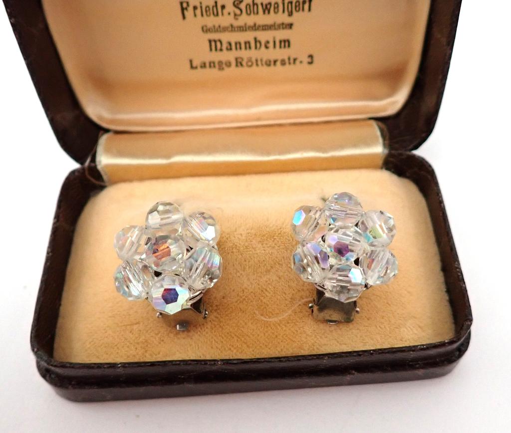 Kleine kristallen clipjes, Sieraden, Tassen en Uiterlijk, Oorbellen, Verzenden, Zo goed als nieuw, Overige materialen, Met kristal