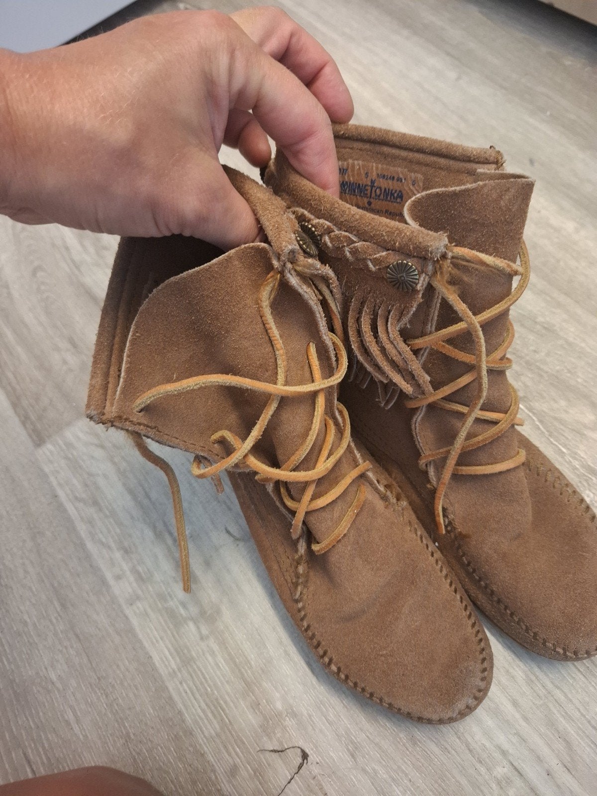 Minnetonka mocassins maat 36, Bruin, Ophalen of Verzenden, Gedragen, Espadrilles of Moccasins