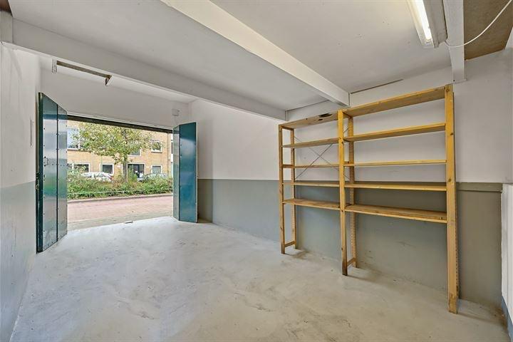 waanzinnige locatie DEN HAAG zolder incl electra  circa 20m2, Huizen en Kamers, Garages en Parkeerplaatsen, Den Haag