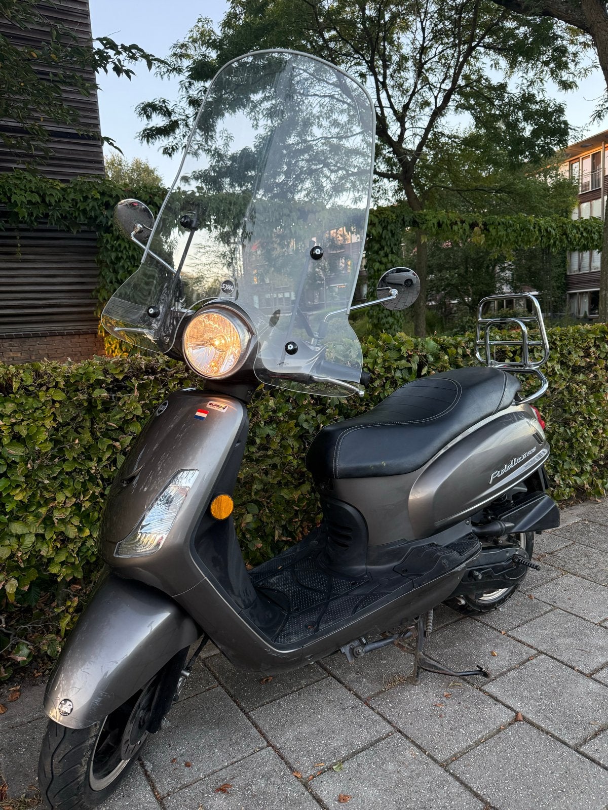 Zeer Nette Sym Fiddle II Snorscooter BOUWJAAR 2019, Ophalen, Zo goed als nieuw, Benzine, Fiddle