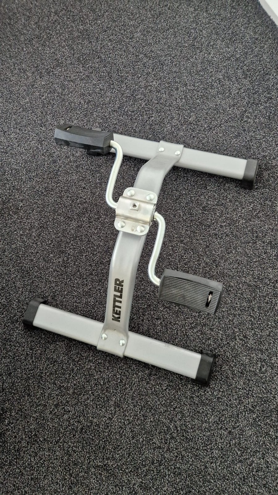 Kettler Hometrainer, beenspieren, klein formaat, nette staat, Sport en Fitness, Fitnessmaterialen, Ophalen of Verzenden, Gebruikt