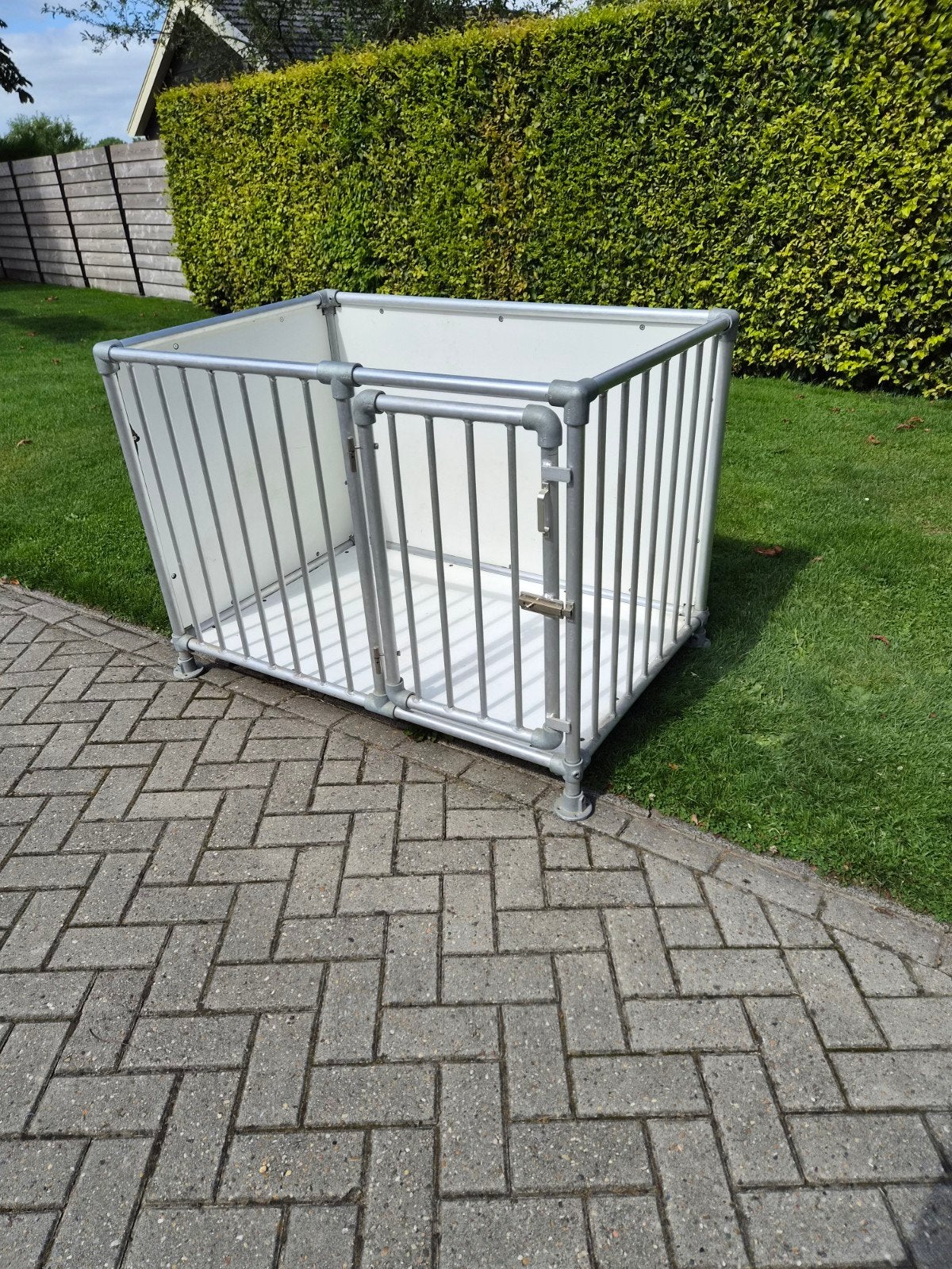 honden bench, Ophalen, Gebruikt