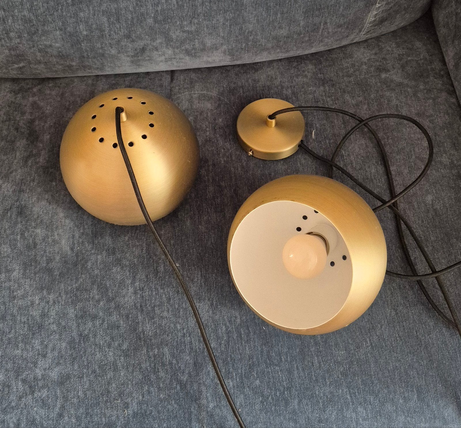Dubbele Frandsen Messi Bollamp - Messing/goudkleurig, Modern, Scandinavisch, Zo goed als nieuw, Metaal, E27 (groot)