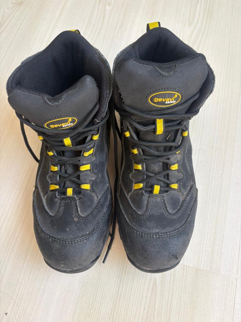 Gevavi werkschoenen maat 40, Ophalen, Gebruikt