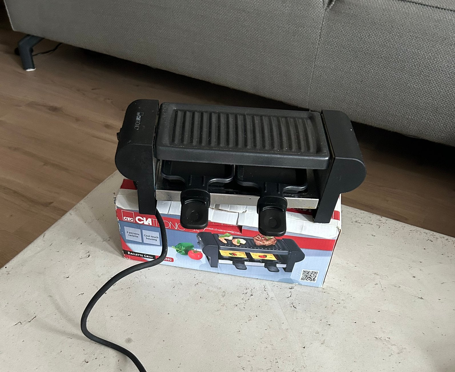 Clatronic Raclette Grill / Gourmetstel (2 personen), Ophalen of Verzenden, Zo goed als nieuw, Minder dan 4 personen