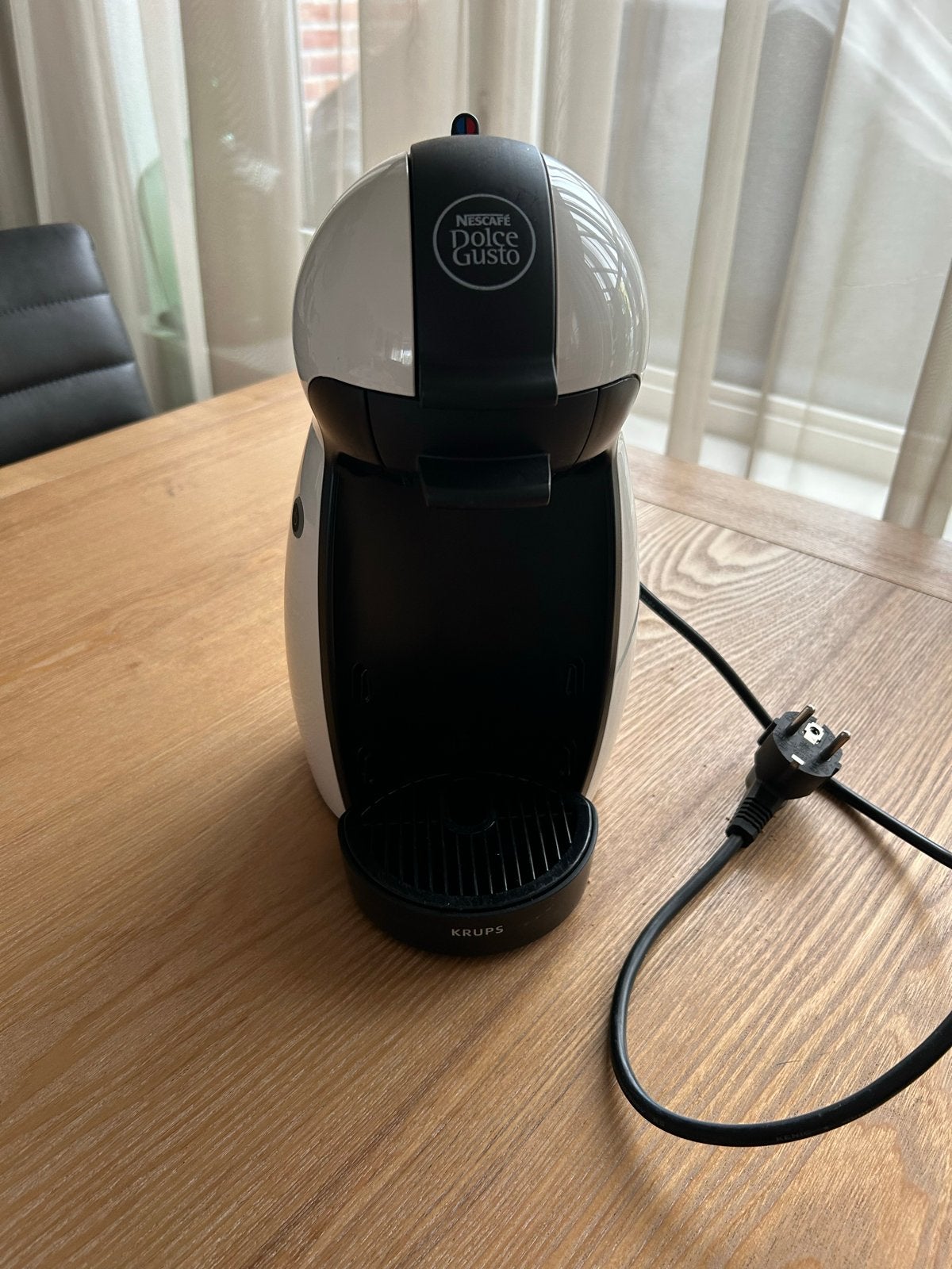 Nescafé Dolce Gusto Krups koffiezetapparaat wit, Gebruikt, Koffiemachine, Ophalen of Verzenden, Koffiepads en cups