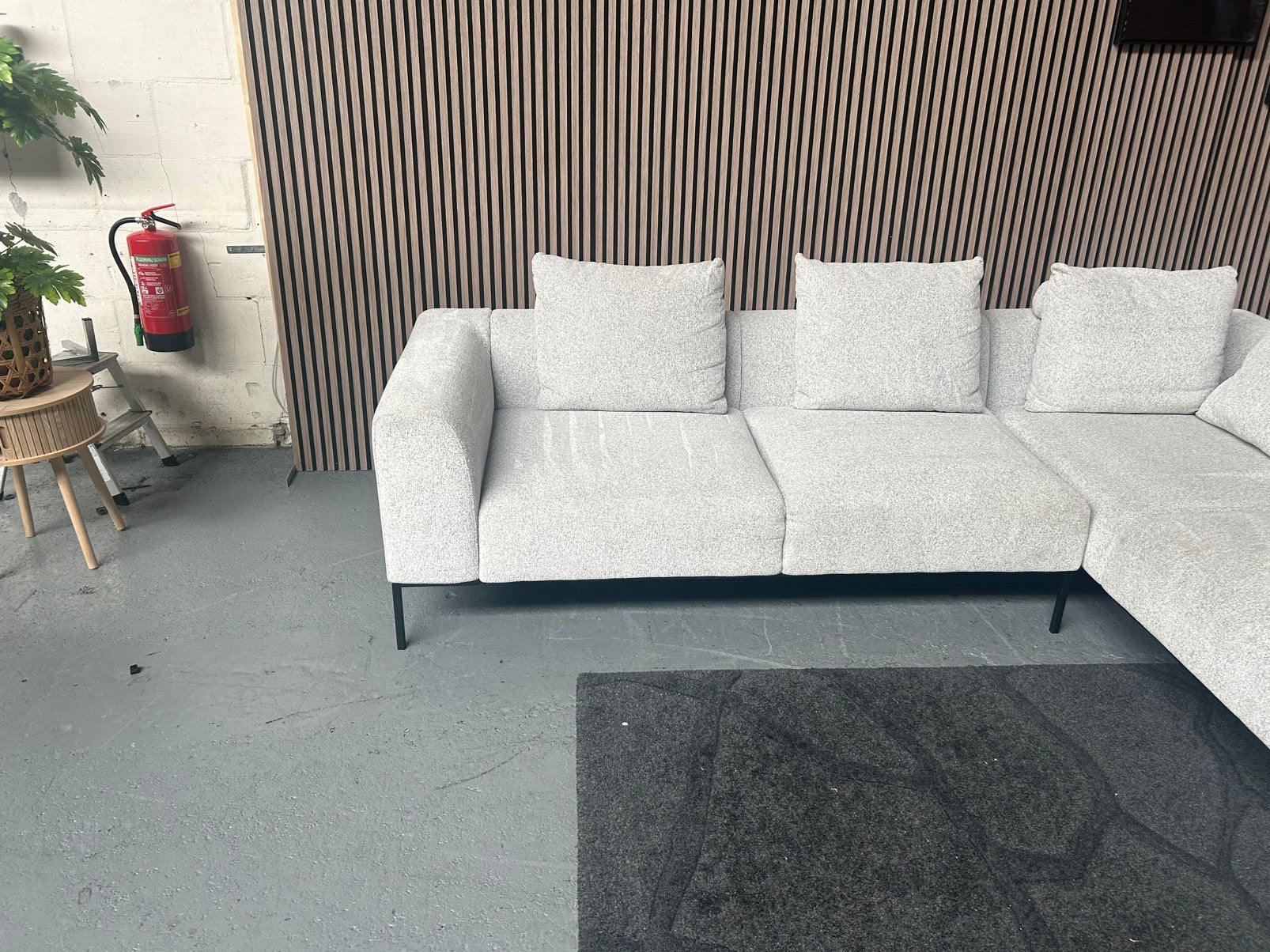 Foto 3 van GRATIS LEVERING Montel Sava Hoekbank 283X252 GEREINIGD