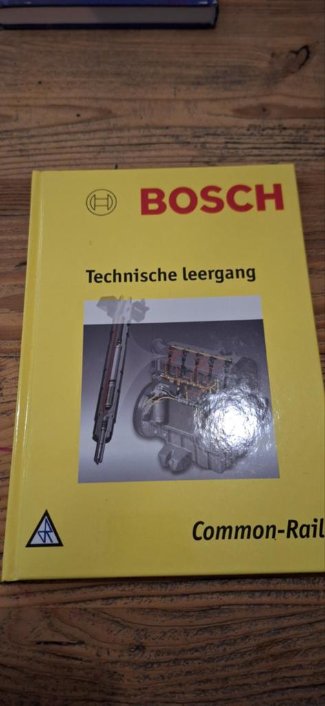 Bosch Technische leergang Common-Rail, Boeken, Ophalen of Verzenden, Gelezen, Autotechniek, Bosch