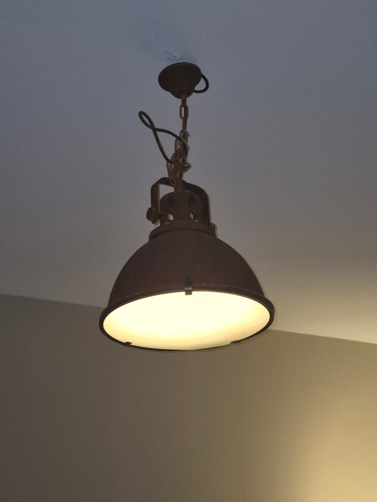 2x Industriële e hanglamp roestbruin metaal, Huis en Inrichting, Ophalen, Gebruikt, E27 (groot), Industrieel, Vintage